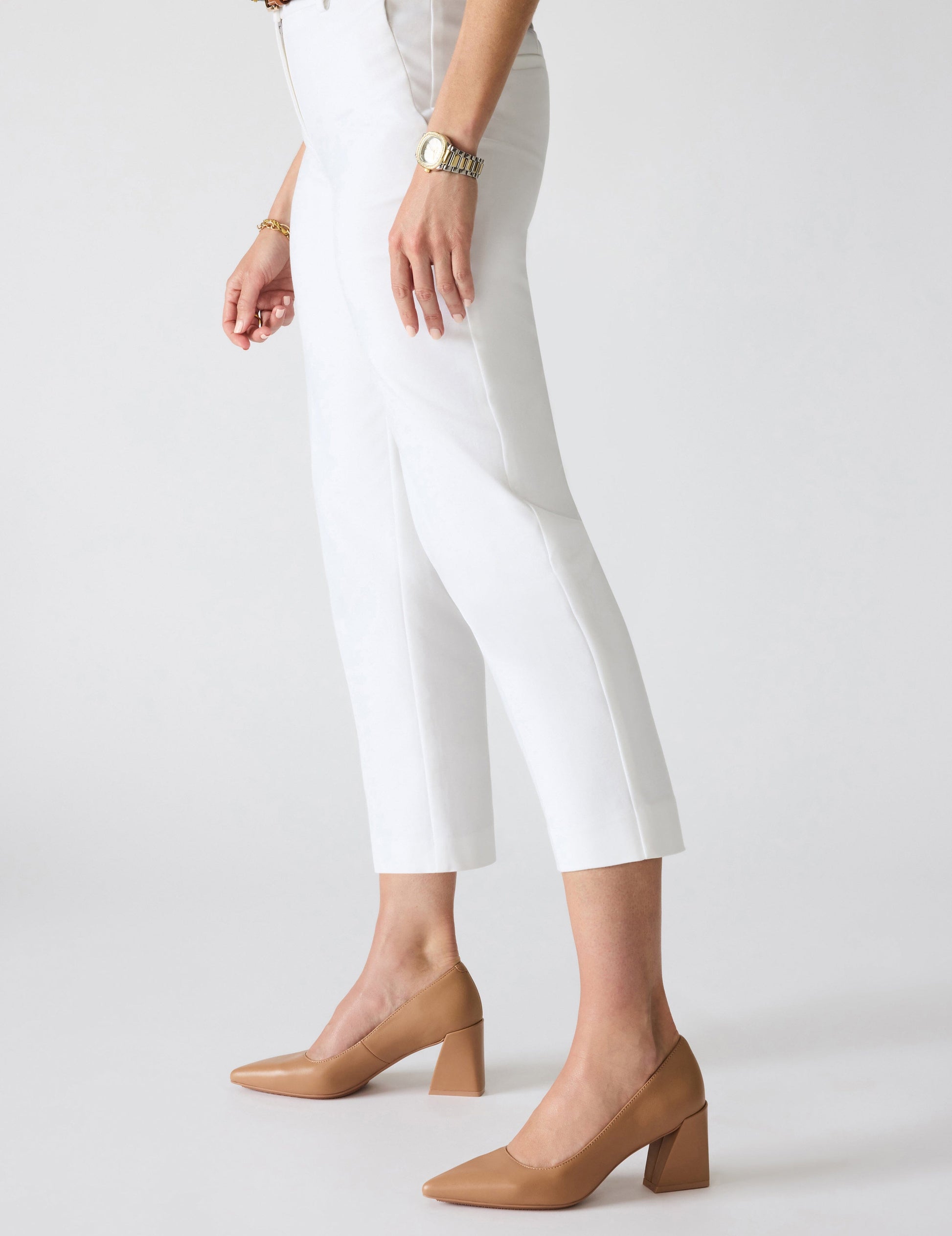 Anne Klein Relena Leather Pump in Nude Leather