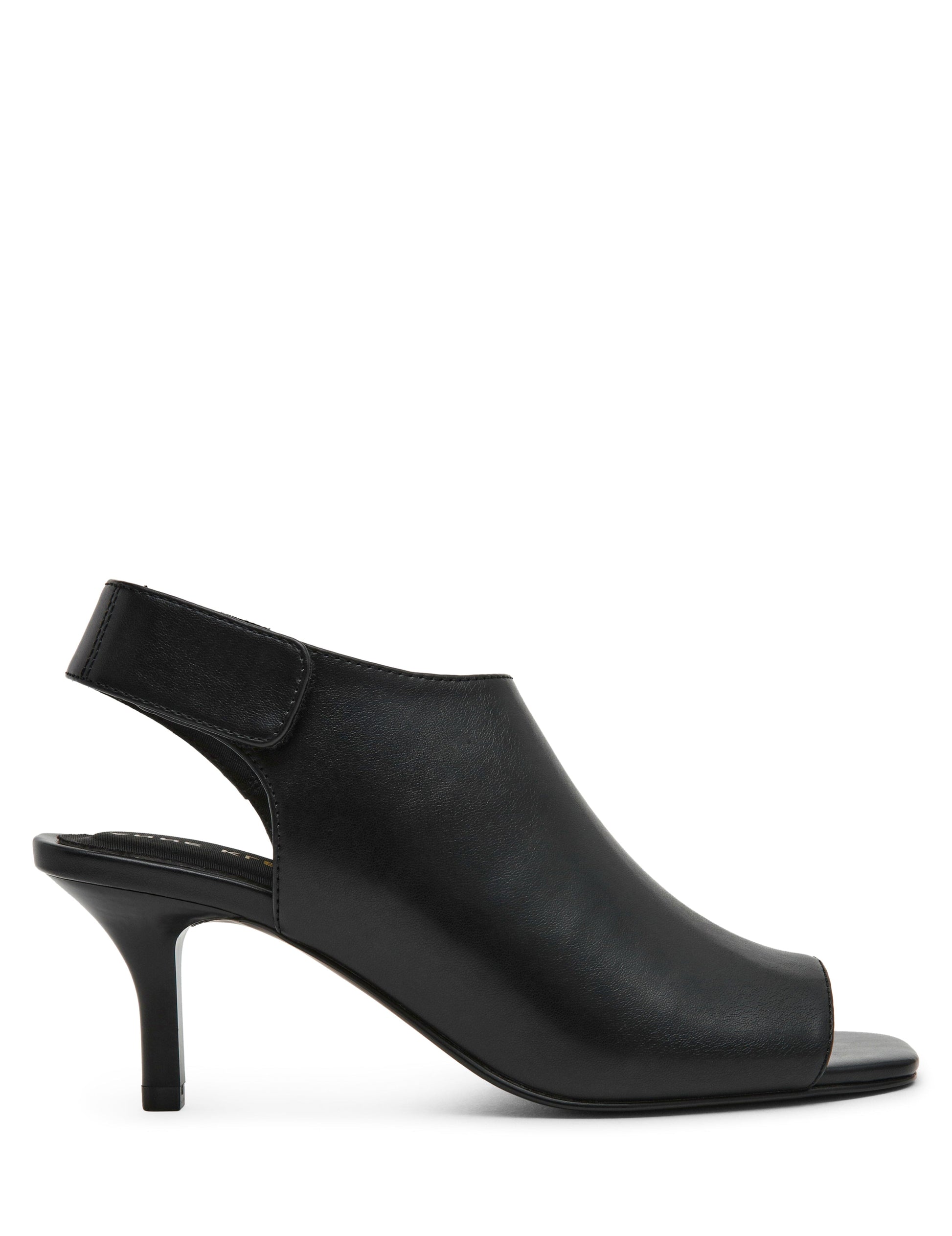 Anne Klein Semana Dress Heel in Black Smooth
