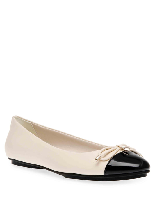 Anne Klein Anne Klein Luci Flat