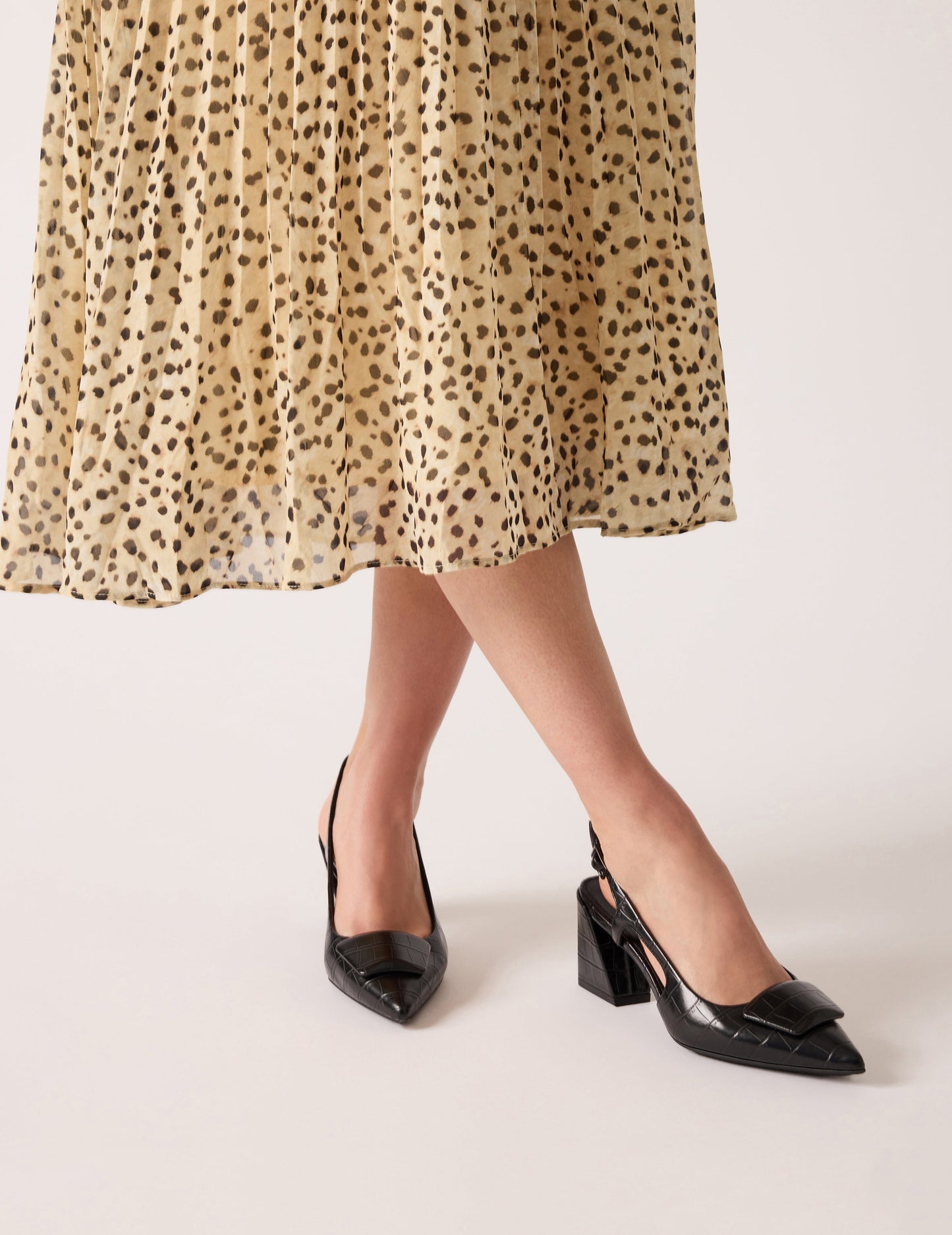 Anne Klein Renetta