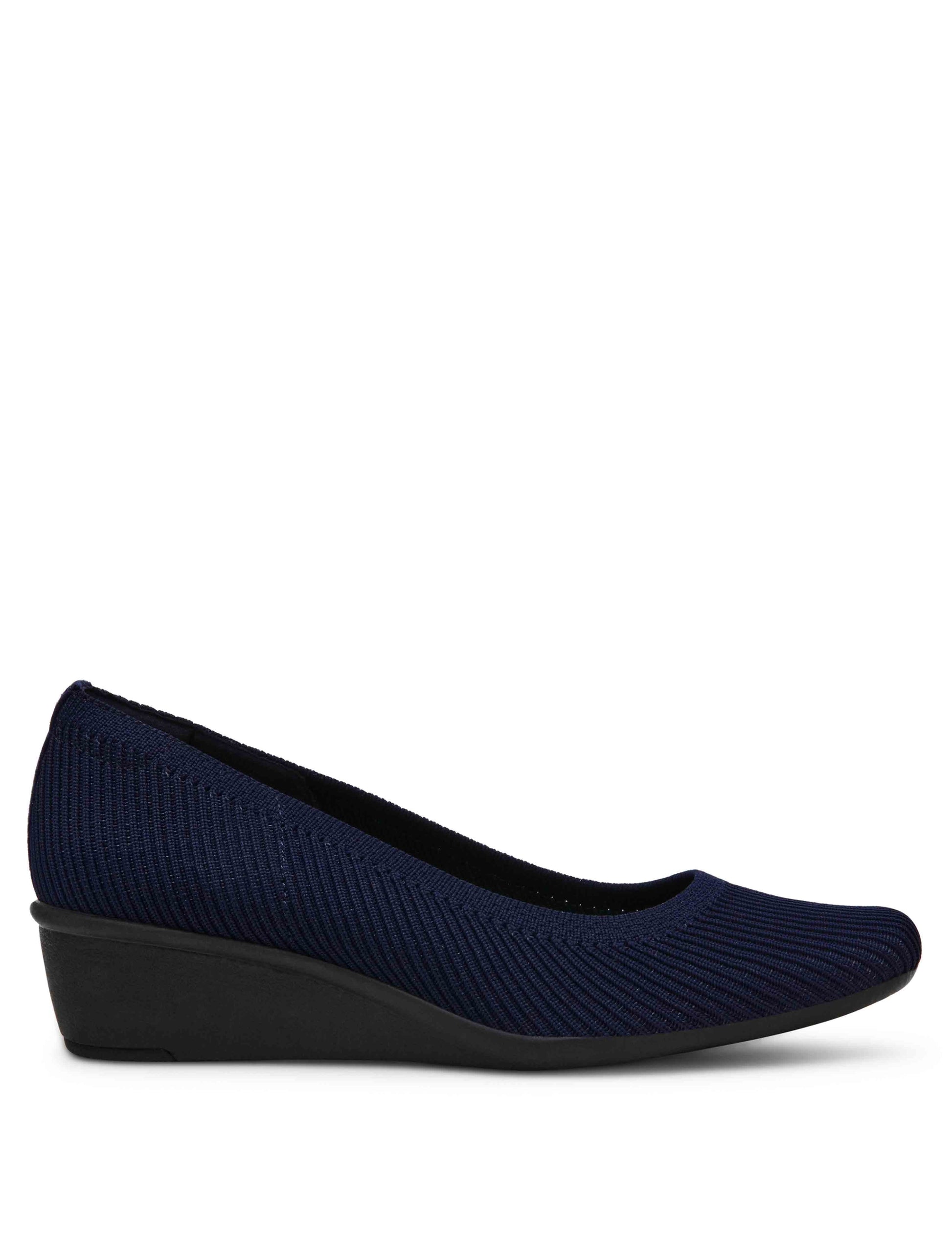 Anne Klein Wisher Wedge